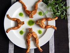Fresh Chilled Frog Legs